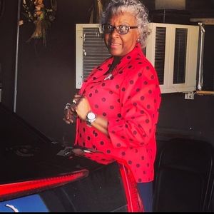 Meet your Posher, Joann